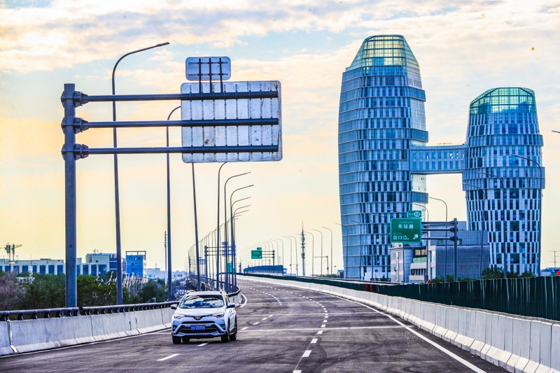 高新区（新市区）：东进场高架北京路至河滩路路段通车(图1)