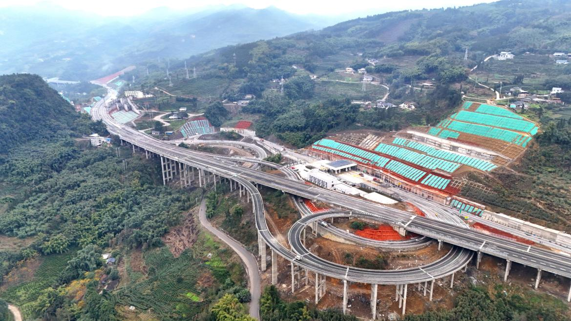 乐山至西昌高速公路（乐山至马边段）正式建成通车(图1)