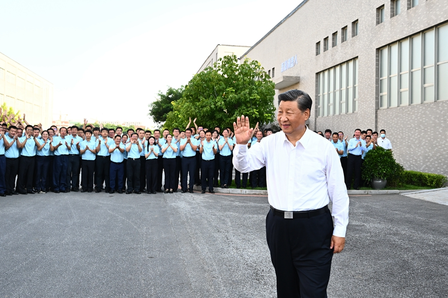 学习进行时｜一切奋斗都是为人民谋幸福——习近平总书记和辽宁的故事(图2)